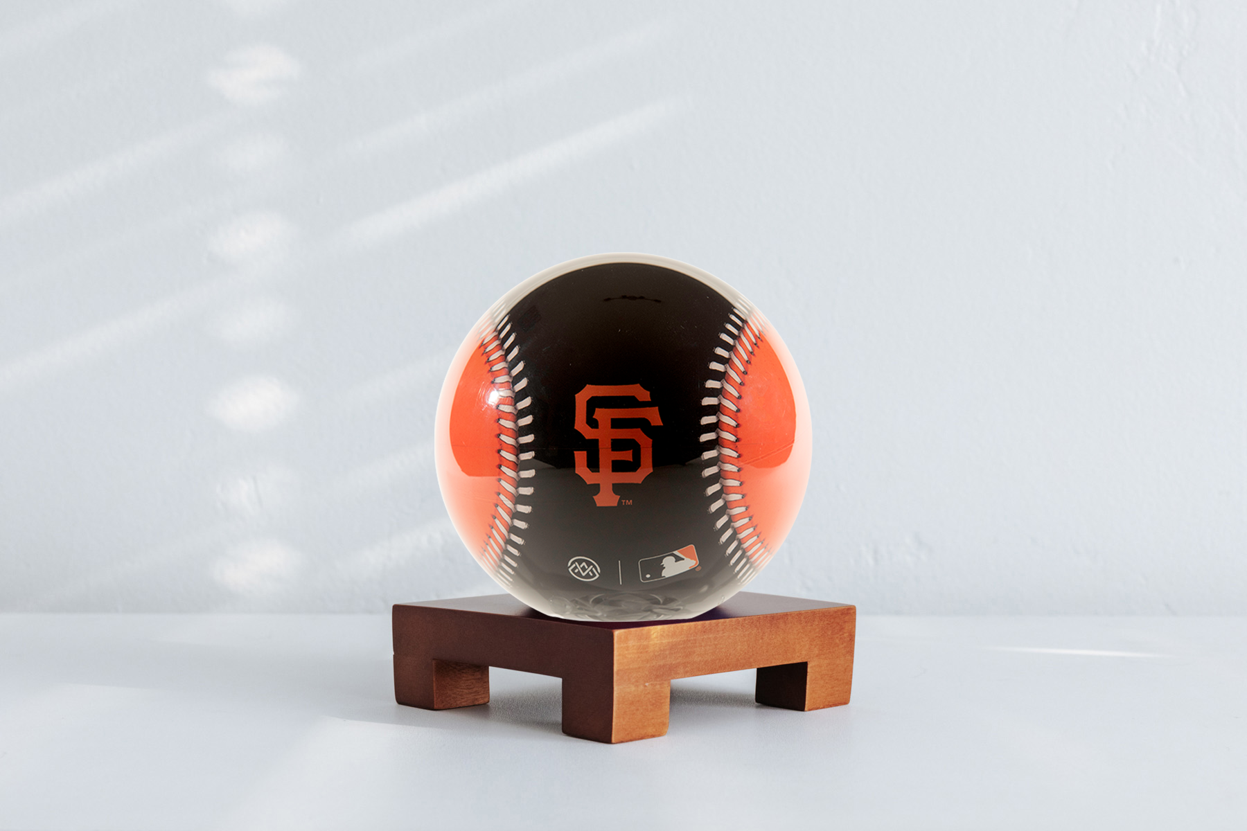 MLB® GIANTS™ GLOBE (Region Limit) - MOVA EU