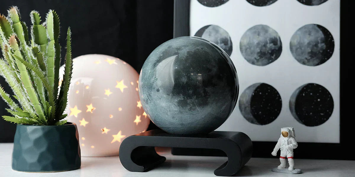 MOVA Moon Globe