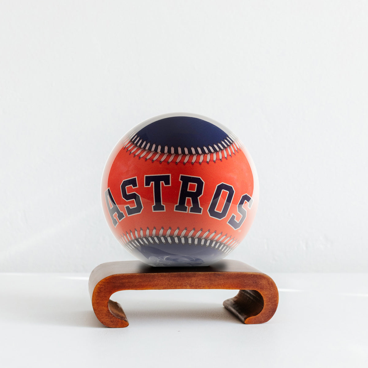 MLB® ASTROS™ GLOBE ( Region Limit) | No cords or batteries - MOVA EU