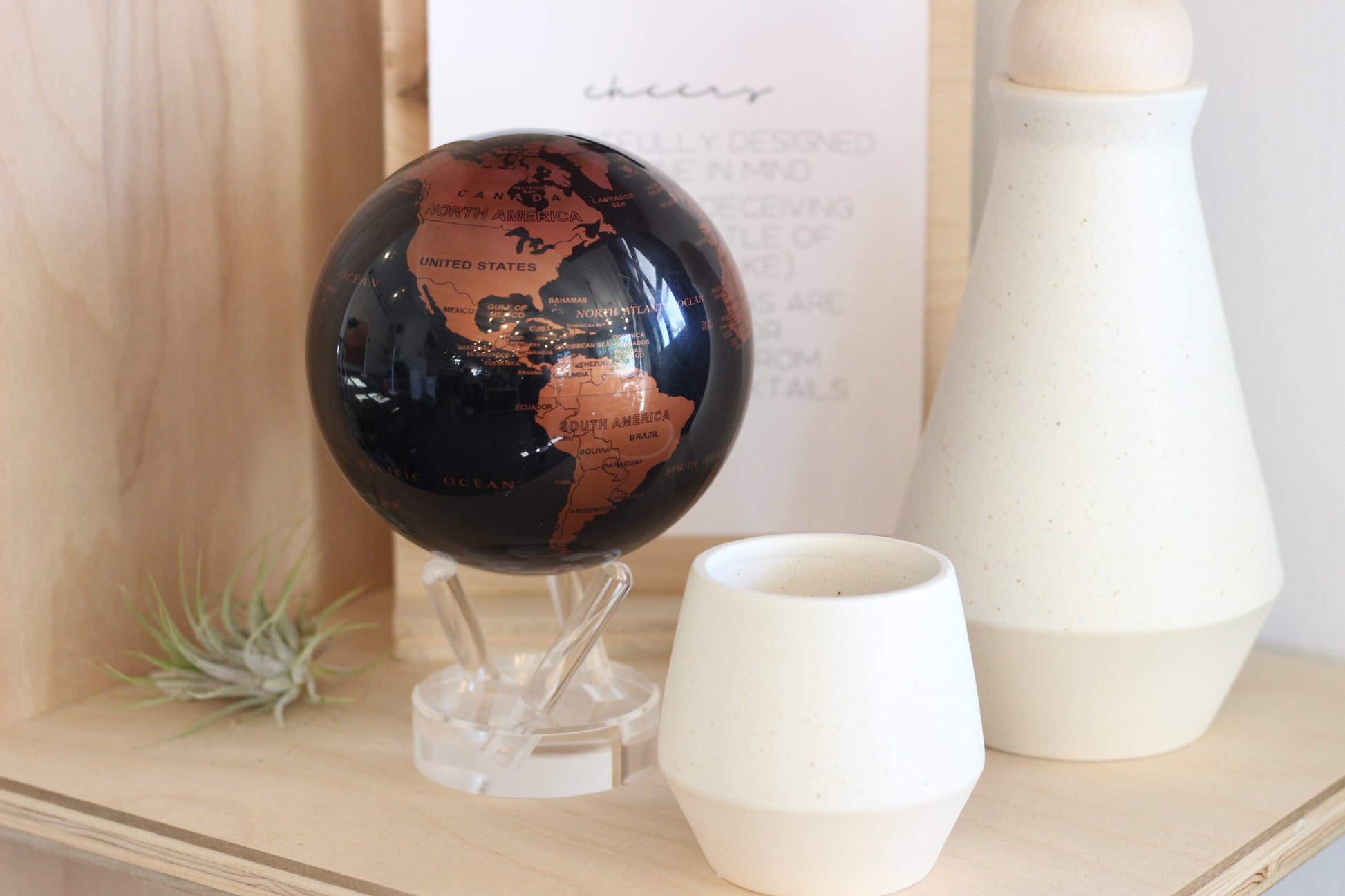 BLACK AND COPPER GLOBE - MOVA EU