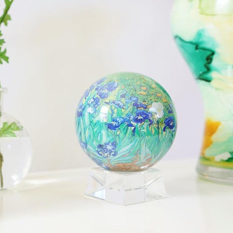 VAN GOGH IRISES GLOBE - MOVA EU