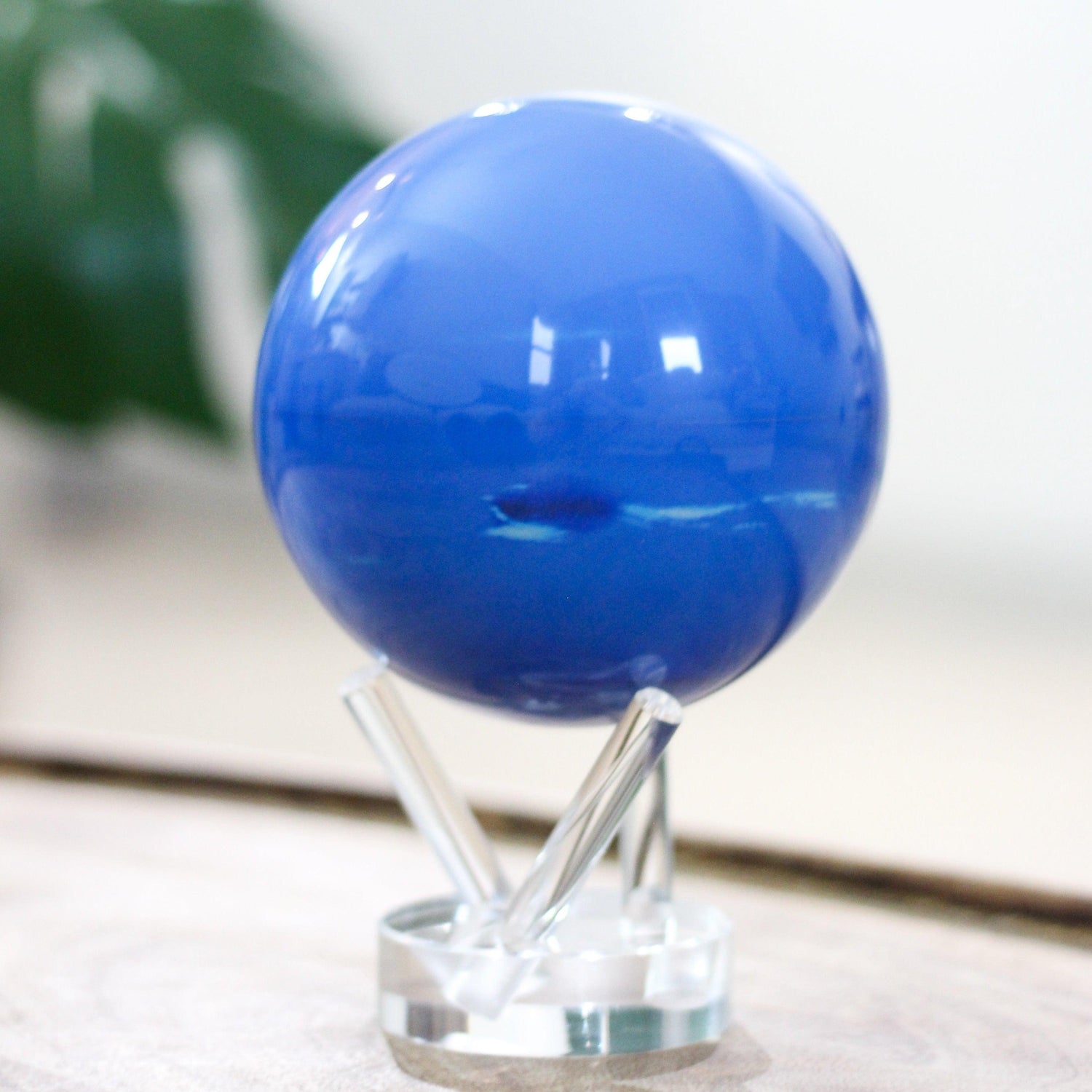 NEPTUNE GLOBE - MOVA EU