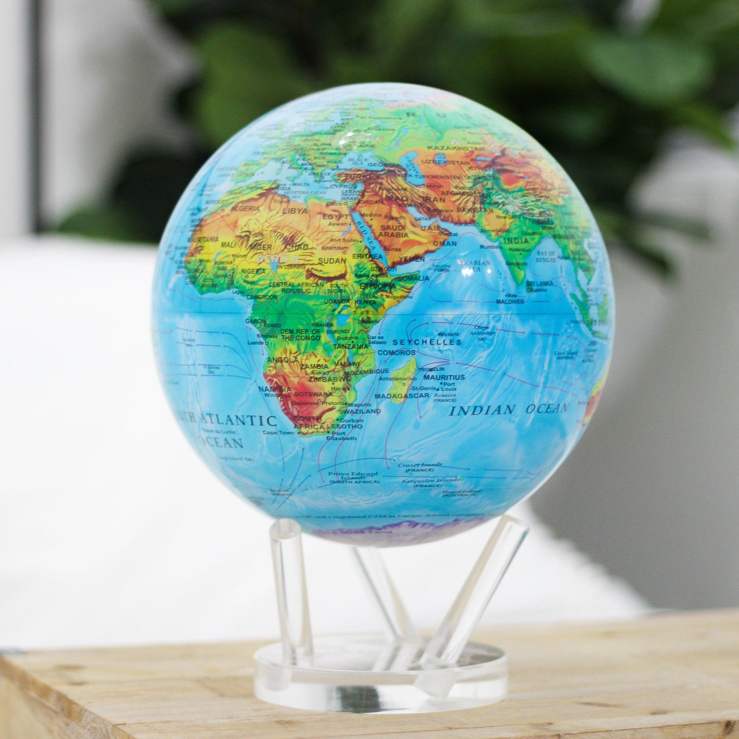 BLUE RELIEF MAP WORLD GLOBE | raised relief - MOVA EU