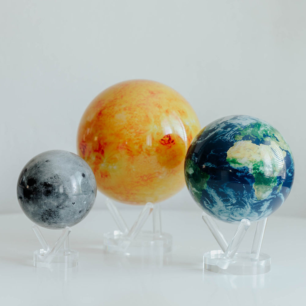 SUN GLOBE | Hidden magnets provide movement- MOVA EU